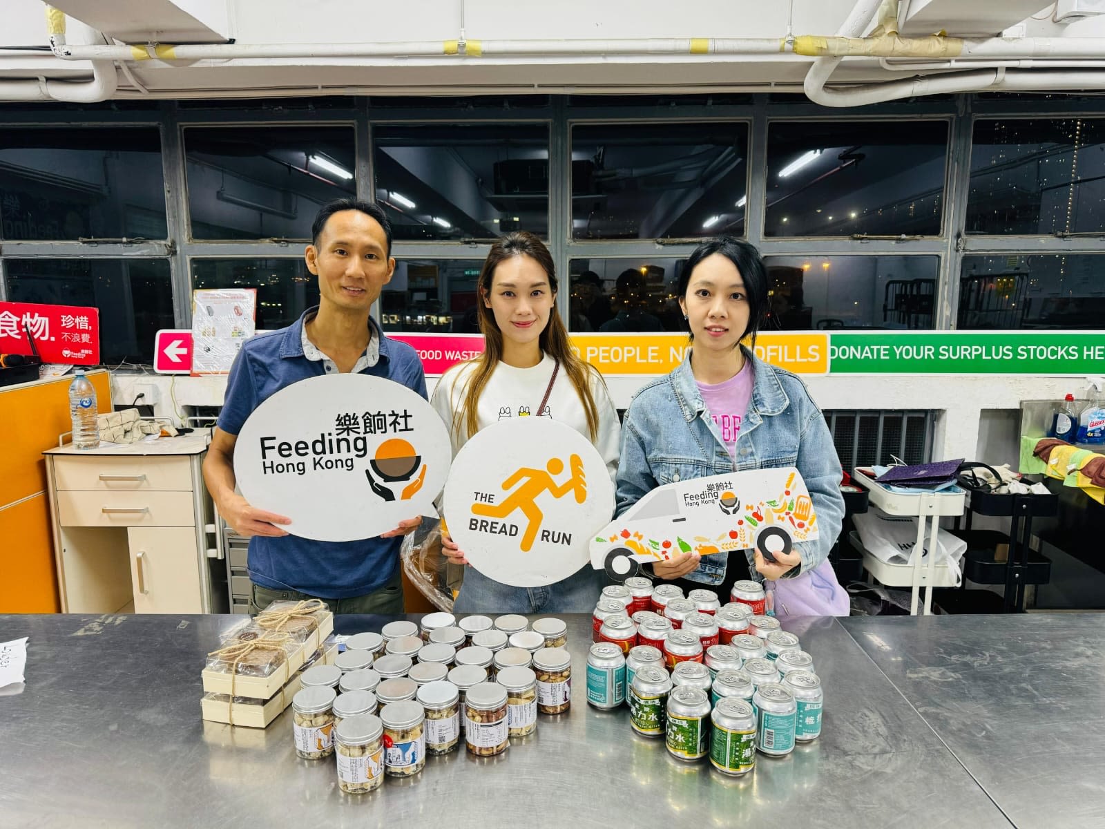 Hong King team promoting the bread run