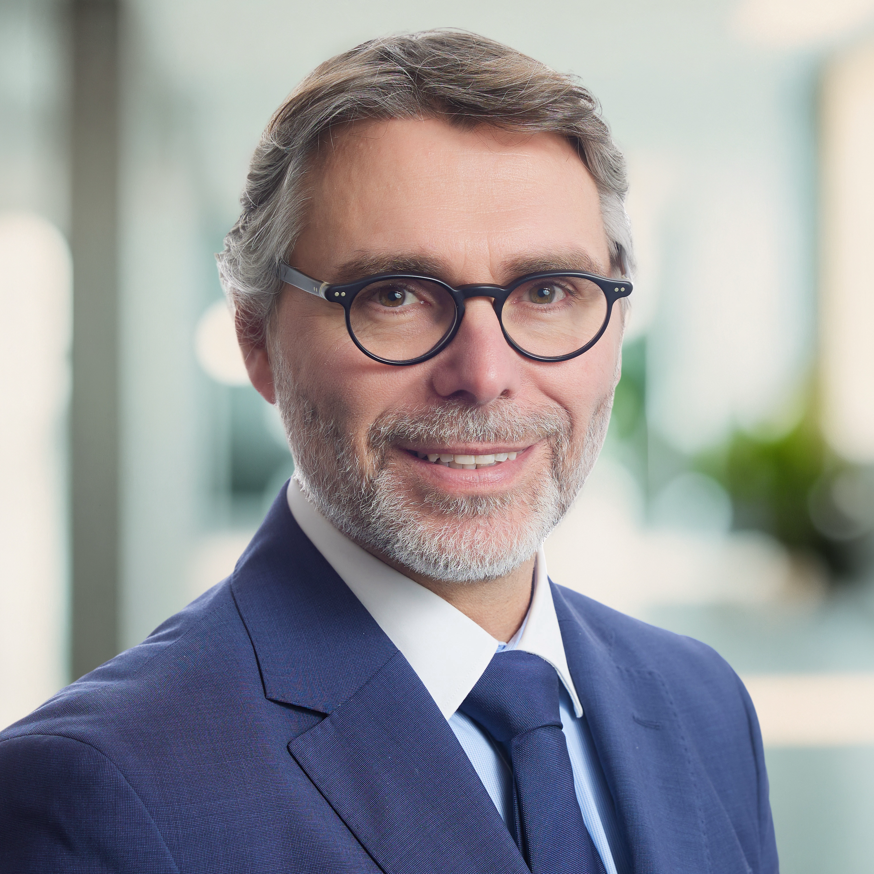 Sven Roelandt, Global Leader EB Financing Strategies, including Captive Employee Benefits Services, Aon